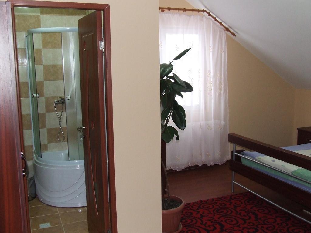 Casa Bryanna Vila Cavnic Quarto foto